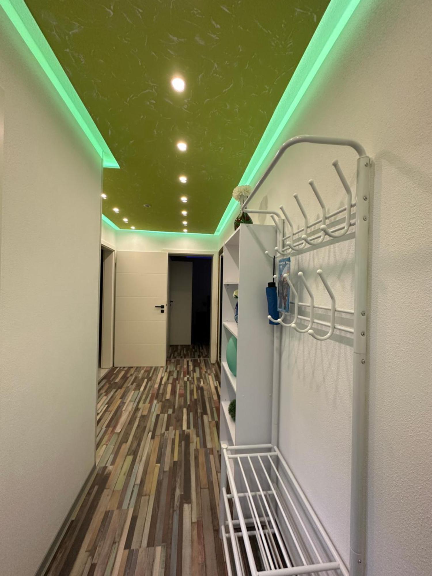 Modern Apartments Neuburg P - Top - 2 Zimmer, Komfort, Balkon, Wi-Fi, Smart Tv, Grosse Dusche, Kueche ノイブルク・アン・デア・ドナウ エクステリア 写真
